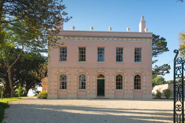 Heritage site in Lyme Regis Belmont House