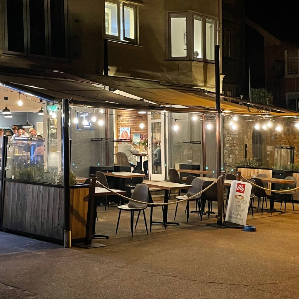 tom's lyme regis multi award winning restaurant